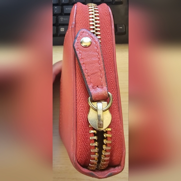 Coach Ashley Leather Zip Around Wallet – Burnt Orange/Rust – Beige Interior - Picture 6 of 10